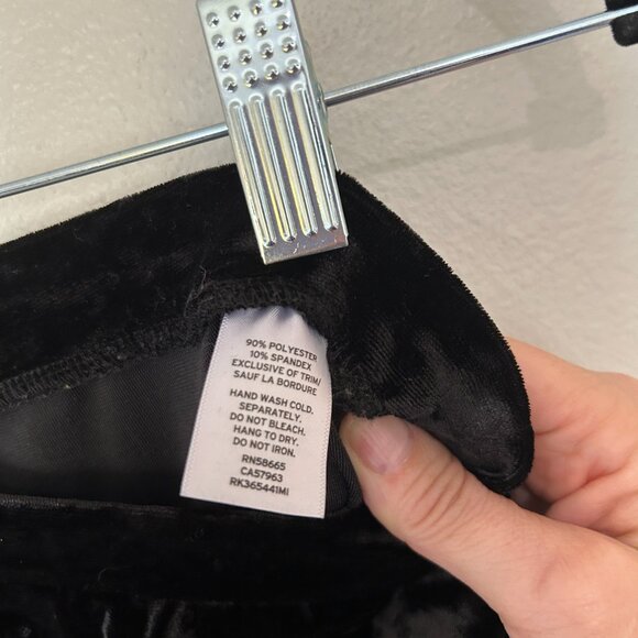 Wild Pearl   Black Velvet Pants  size M - Picture 6 of 7